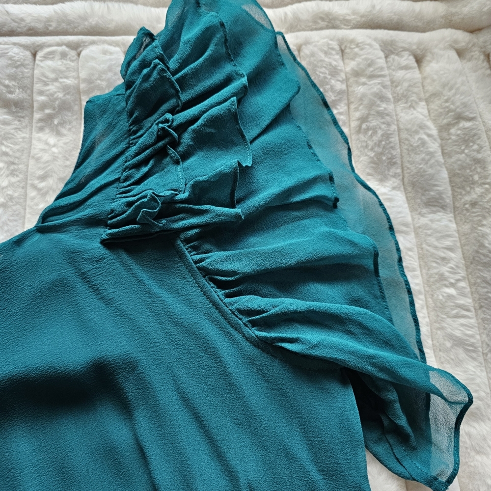 XXI One Shoulder Ruffle Detail - Picture 4 of 7